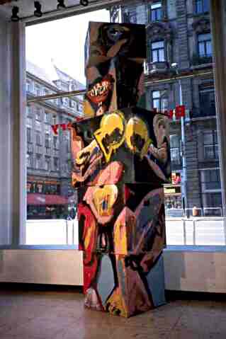 Em� Simonyi: boxer I